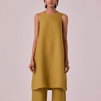Nailah Olive Linen Set